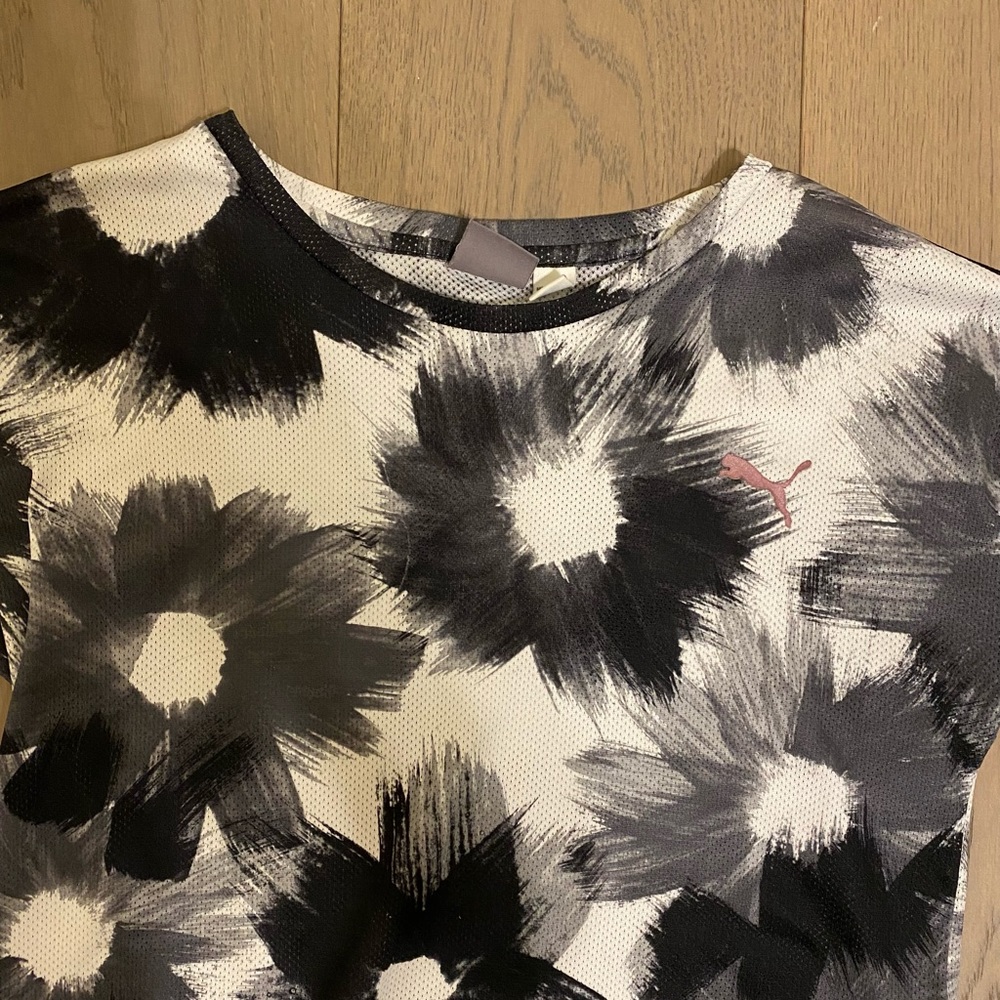 puma cropped top